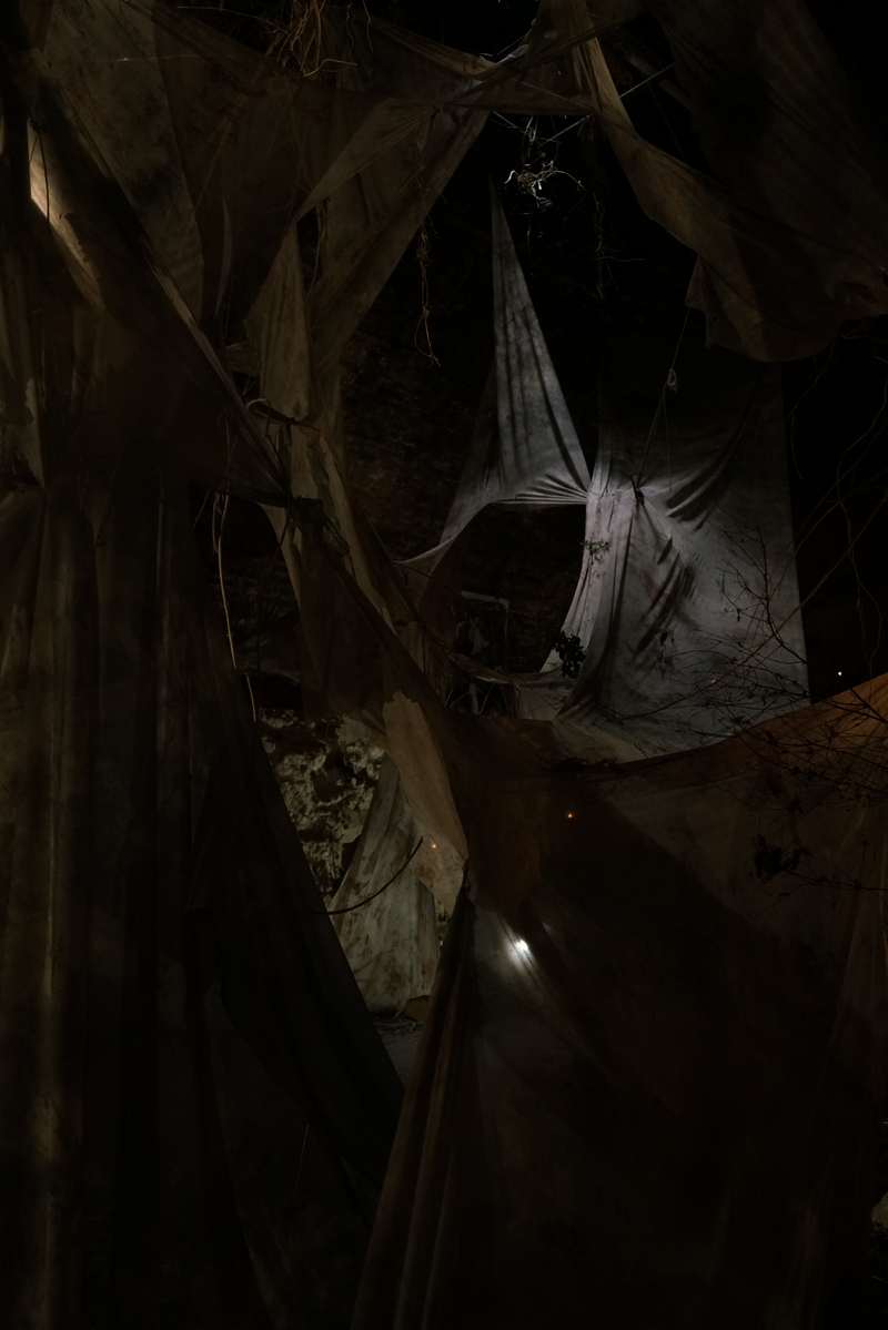 Ce qui me servait de boussole, bunker, ReBunker Collective, Varna (Bulgarie), exposition Memory Fragments, 2023, vue 10