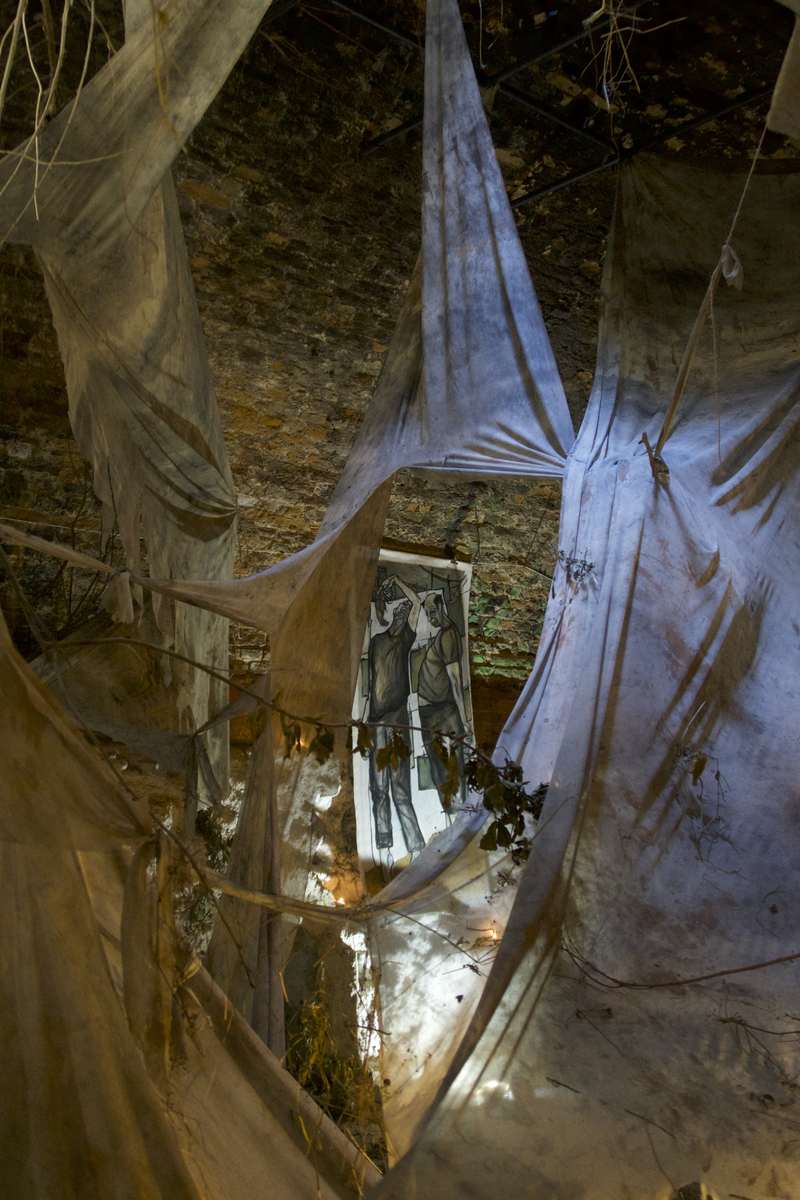 Ce qui me servait de boussole, bunker, ReBunker Collective, Varna (Bulgarie), exposition Memory Fragments, 2023, vue 18