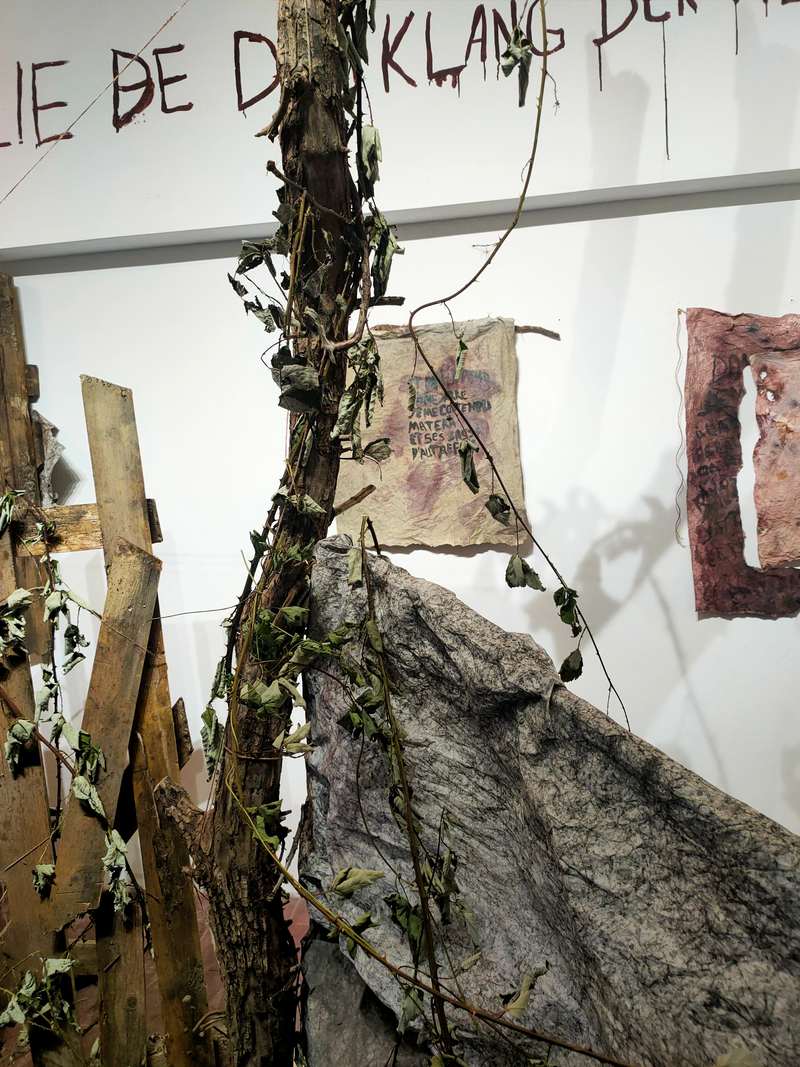 Vue de l'exposition Ich liebe den Klang der Wellen, 5