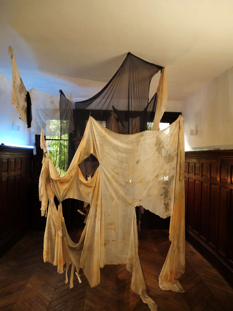 Installation (cocon), Hide & Seek, Maison Bruneau, Paris, 2024, vue 11