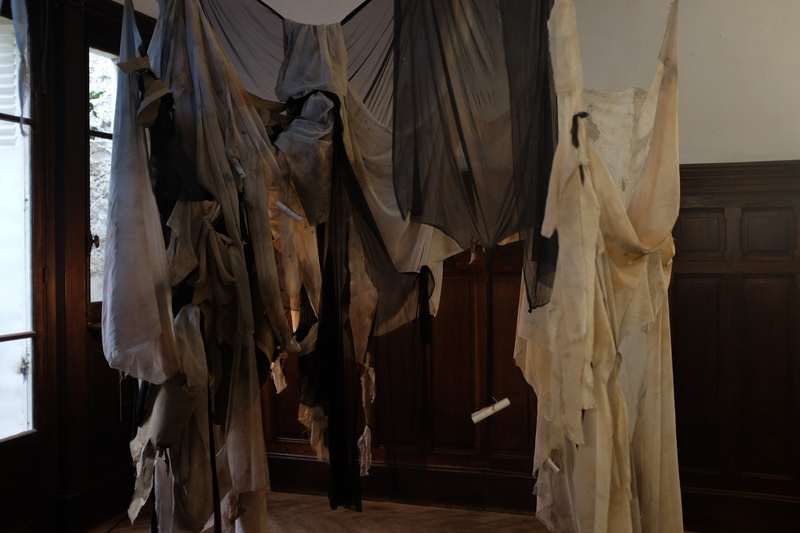 Installation (cocon), Hide & Seek, Maison Bruneau, Paris, 2024, vue 5